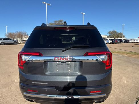 Used 2023 GMC Acadia Denali w/ Denali Ultimate Package image 6