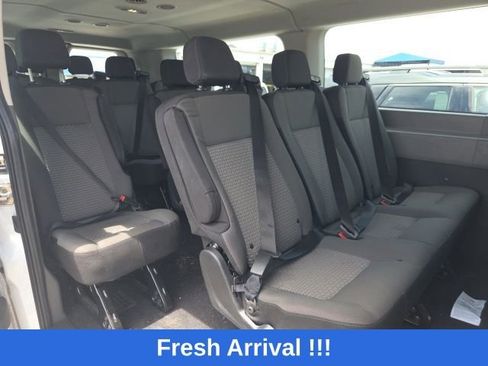 Used 2024 Ford Transit 350 XLT RWD image 7