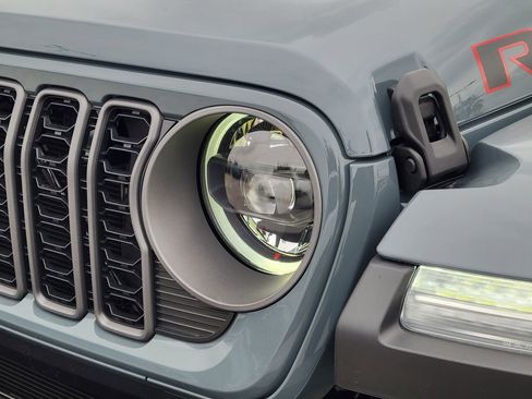 New 2026 Jeep Wrangler Rubicon AWD/4WD image 22