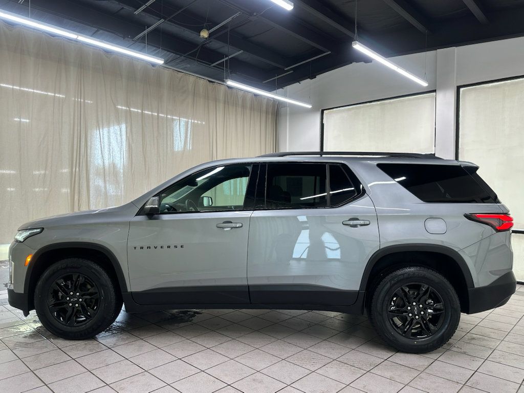 Certified 2023 Chevrolet Traverse LS w/ Midnight/Sport Edition FWD image 10