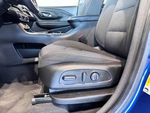 Certified 2022 GMC Terrain SLE w/ Driver Convenience Package image 23