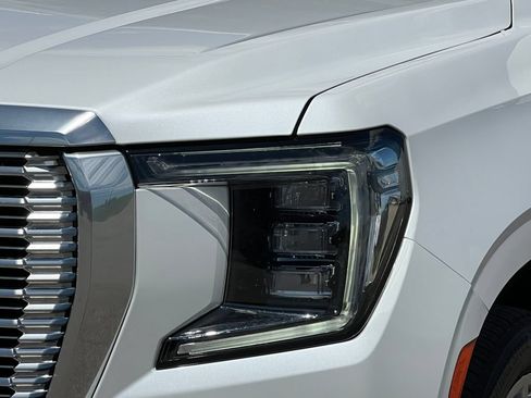 Used 2023 GMC Yukon Denali AWD/4WD image 50