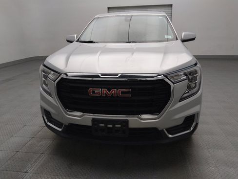 Used 2022 GMC Terrain SLE AWD/4WD image 15