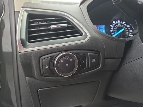 Used 2024 Ford Edge SEL image 40