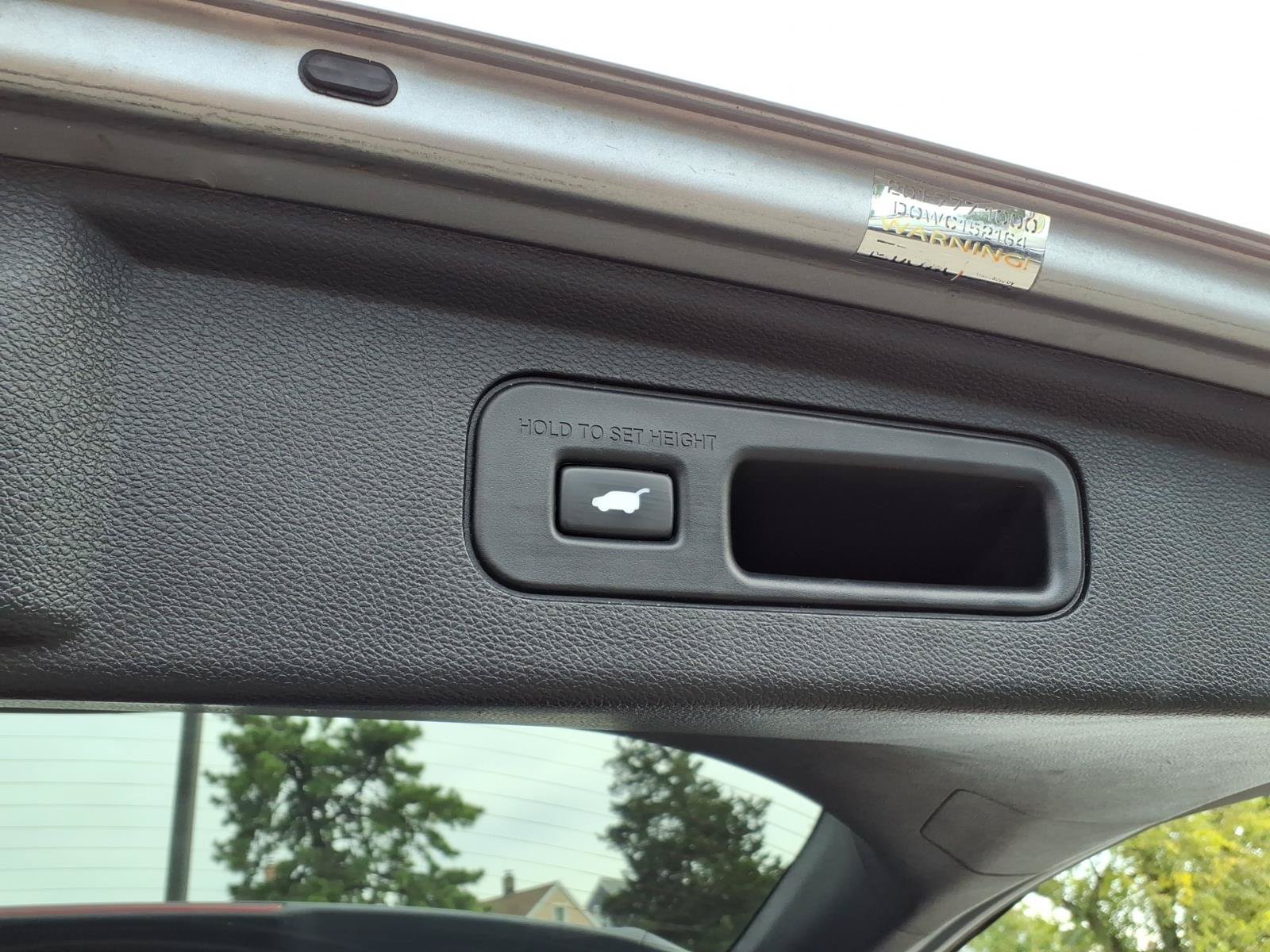 Certified 2024 Honda Odyssey EX-L image 12