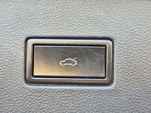 Used 2019 Volkswagen Atlas SEL R-Line image 49