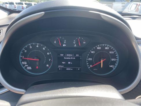 Used 2025 Chevrolet Malibu LT FWD image 18