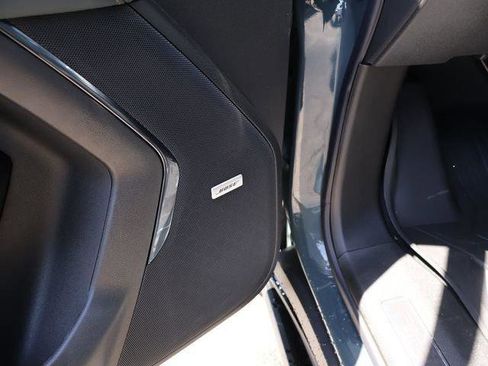 New 2026 GMC Yukon XL AT4 AWD/4WD image 22