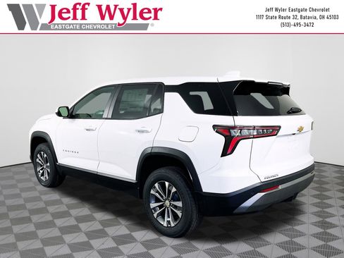 New 2026 Chevrolet Equinox LT FWD image 30