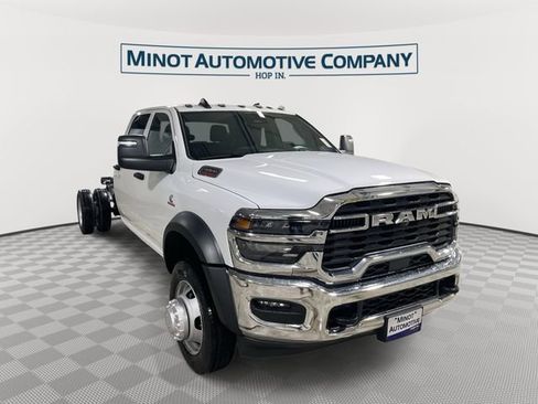 New 2026 RAM 5500 Tradesman w/ Chrome Appearance Group image 1