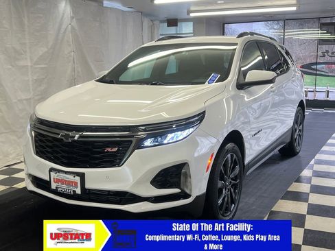 Used 2023 Chevrolet Equinox RS AWD/4WD image 3
