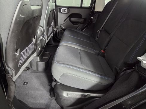 Certified 2025 Jeep Wrangler Unlimited Rubicon 4xe w/ Safety Group image 28