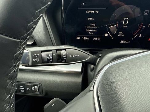 Used 2026 GMC Terrain Elevation w/ Elevation Premium Package image 40