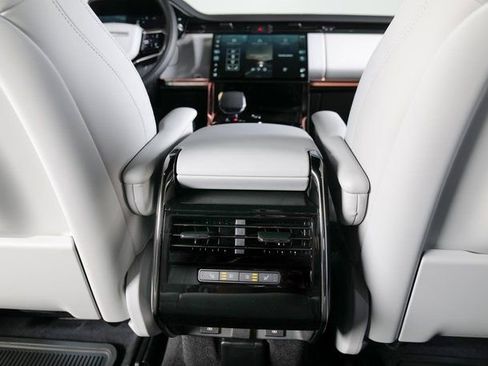 New 2026 Land Rover Range Rover Sport SE image 22