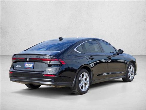 Used 2025 Honda Accord LX image 5