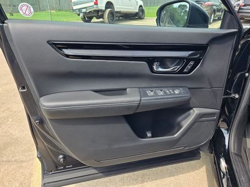 Used 2025 Honda CR-V EX-L image 12