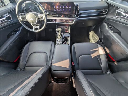 Used 2024 Kia Sportage EX image 10