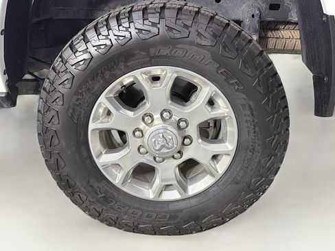 Used 2024 RAM 2500 Laramie image 33