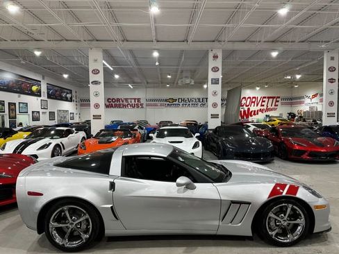 Used 2012 Chevrolet Corvette Grand Sport w/ 2LT Preferred Equipment Group RWD image 5