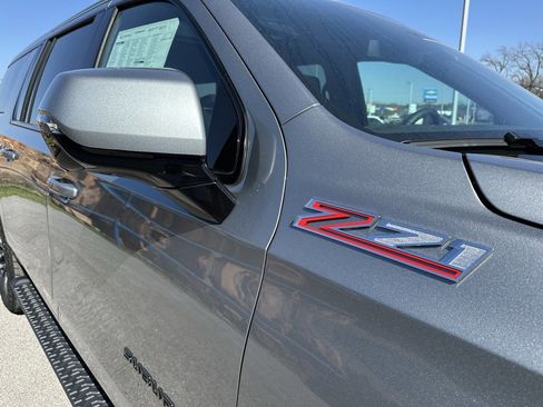 New 2026 Chevrolet Suburban Z71 w/ Comfort Package image 7