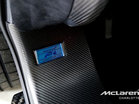 Used 2015 McLaren P1 image 17