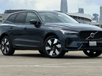 Certified 2025 Volvo XC60 T8 Plus w/ Protection Package Premier