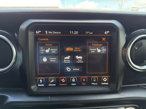 Used 2021 Jeep Wrangler Unlimited Rubicon w/ Xtreme Recon 35" Tire Package AWD/4WD image 23
