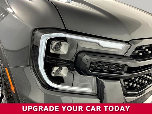 Used 2025 Ford Ranger Lariat w/ Trailer Tow Package AWD/4WD image 29