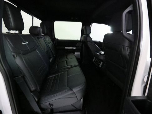 Used 2025 Ford F450 Platinum image 13