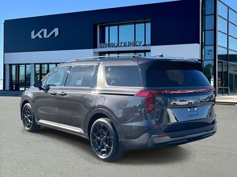 New 2026 Kia Carnival SX w/ SX Dark Edition Package image 9