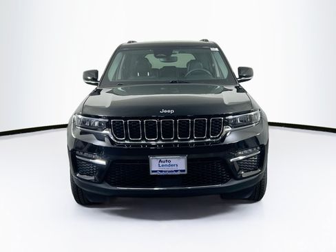 Used 2023 Jeep Grand Cherokee Limited AWD/4WD image 2