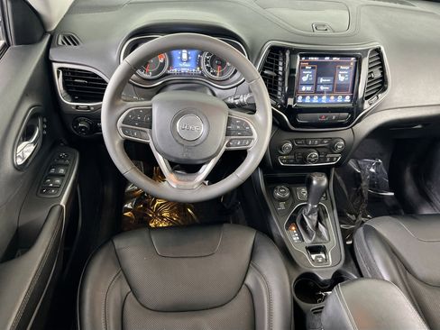 Used 2022 Jeep Cherokee Limited w/ Mopar Interior Package image 21