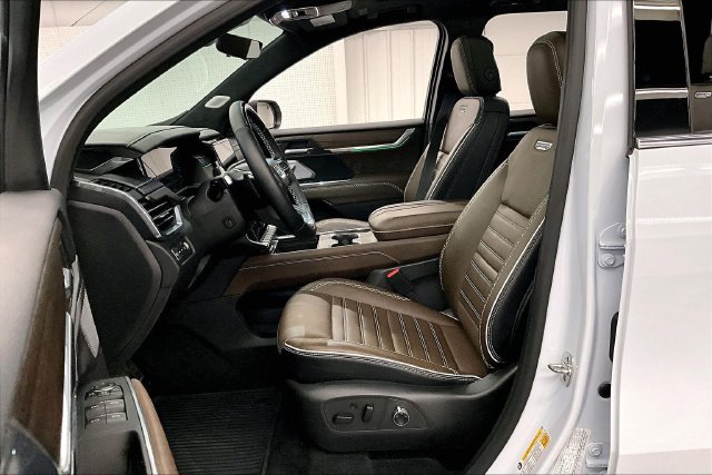 Used 2026 GMC Acadia Denali w/ Super Cruise Package AWD/4WD image 24