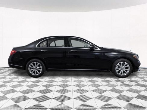 Used 2019 Mercedes-Benz E 300 4MATIC w/ Premium 1 Package image 22