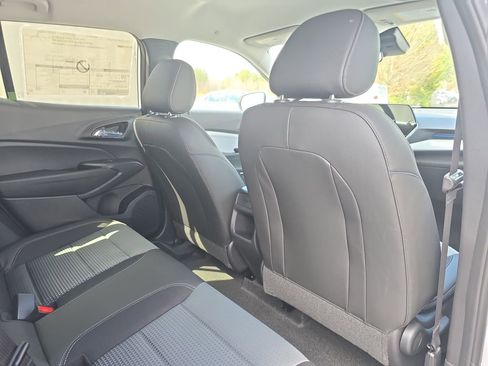 New 2026 Chevrolet Trax LT w/ Driver Confidence Package FWD image 11