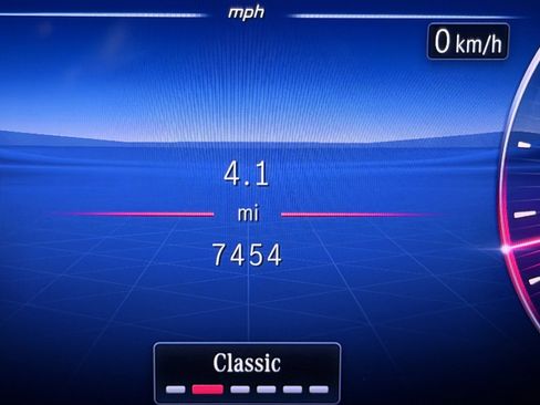 Certified 2025 Mercedes-Benz GLC 300 4MATIC image 27