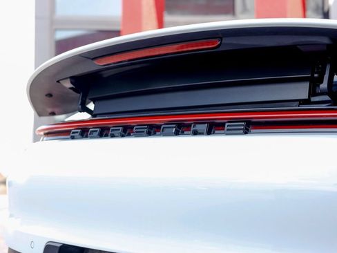 Used 2020 Porsche 911 Carrera RWD image 11