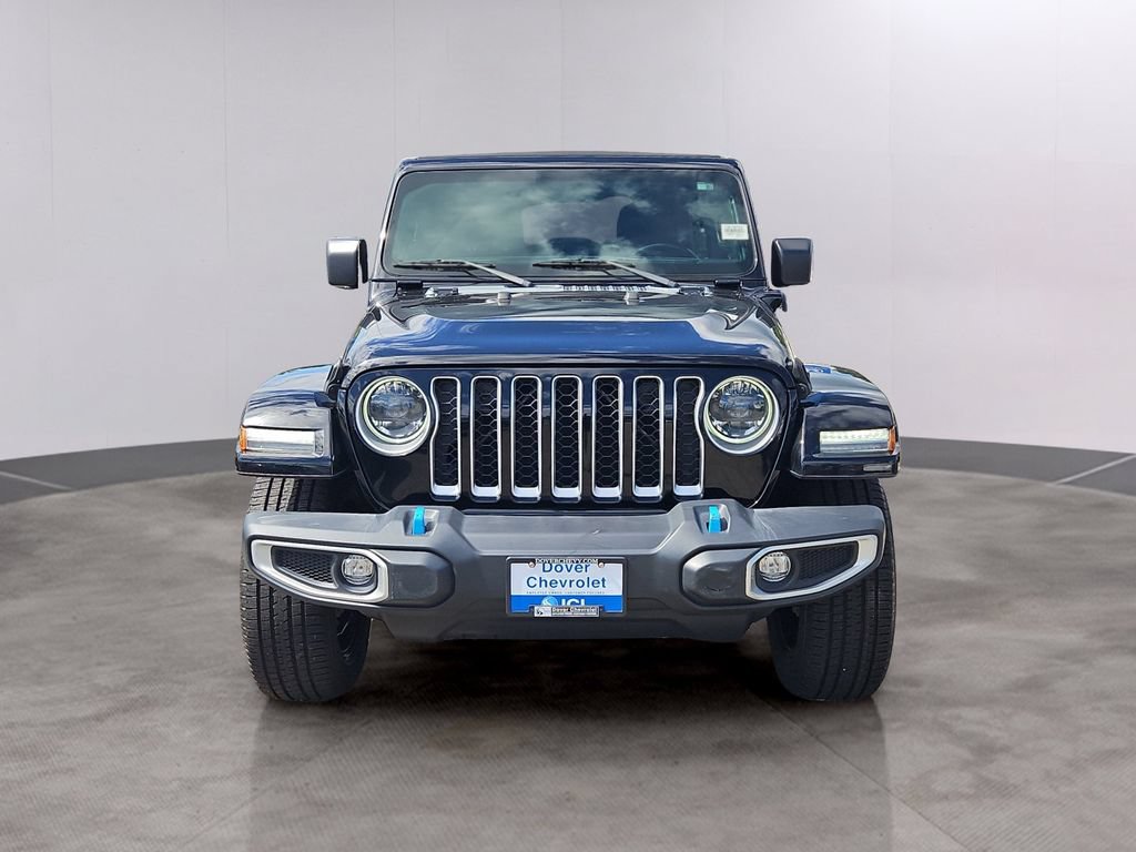 Used 2023 Jeep Wrangler Unlimited Sahara w/ Cold Weather Group AWD/4WD image 2