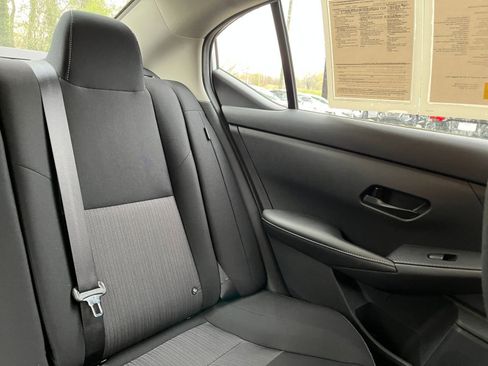 Used 2025 Nissan Sentra SV image 35