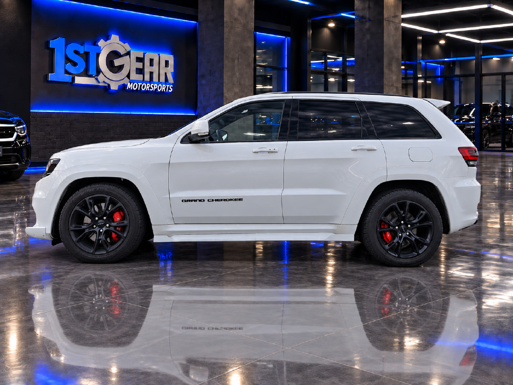 Used 2017 Jeep Grand Cherokee SRT AWD/4WD image 9