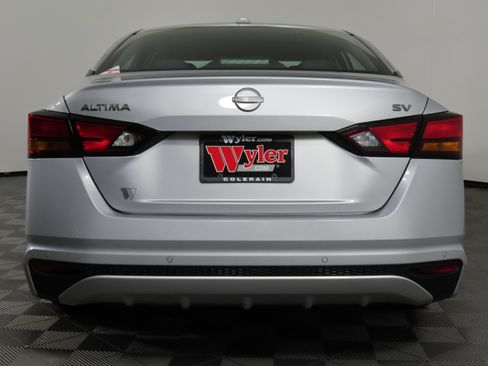 Used 2023 Nissan Altima 2.5 SV image 36
