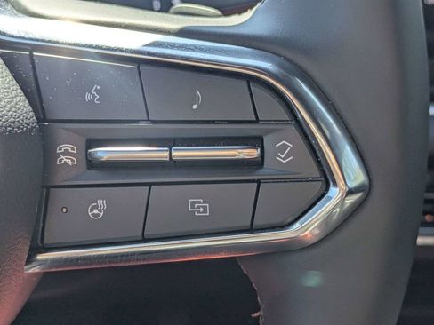 Used 2025 Chevrolet Equinox LT image 27