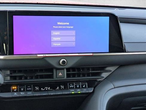 New 2025 Toyota Crown Signia image 12