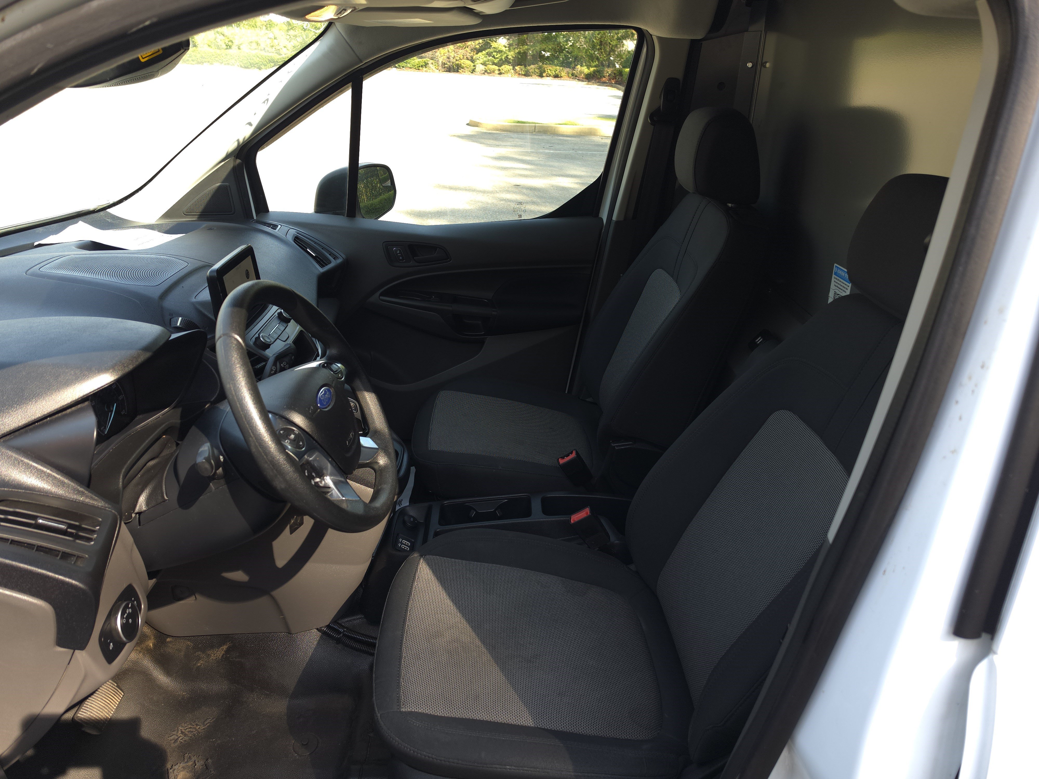 Certified 2020 Ford Transit Connect XL FWD image 11