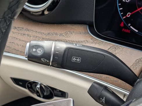 Used 2022 Mercedes-Benz E 350 Sedan image 24
