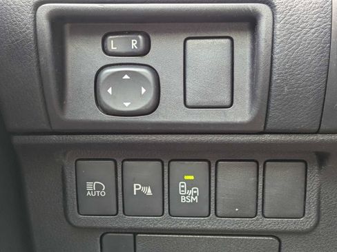 Used 2016 Lexus ES 350 w/ Luxury Package w/Wood Trim FWD image 30