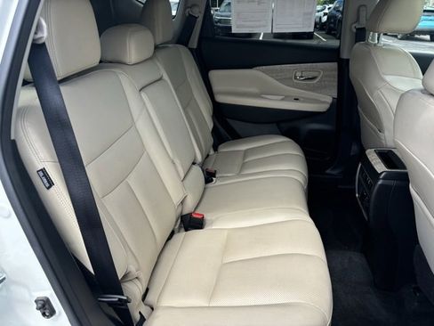 Used 2023 Nissan Murano SL image 19