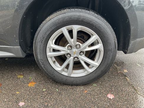 Used 2017 Chevrolet Equinox LT image 13