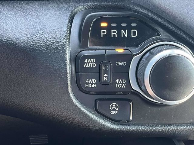 Used 2022 RAM 1500 Big Horn AWD/4WD image 32