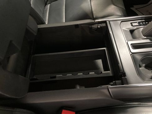 Used 2022 Ford F150 Raptor w/ Equipment Group 801A High image 8